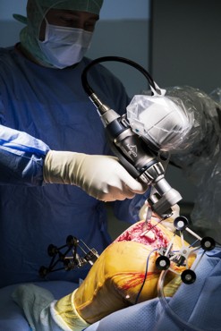 1000ste robot geassisteerde knieprothese geplaatst door Orthopedie Roeselare in AZ Delta