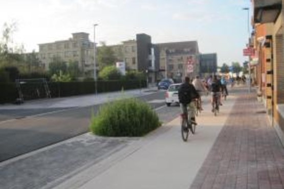 Brugsesteenweg weer open voor alle verkeer