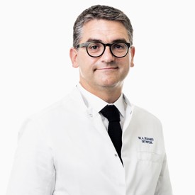 Dr. Arne Decramer - spécialiste main, coude, colonne vertébrale - Médecin d'Orthopédie Roulers - AZ Delta